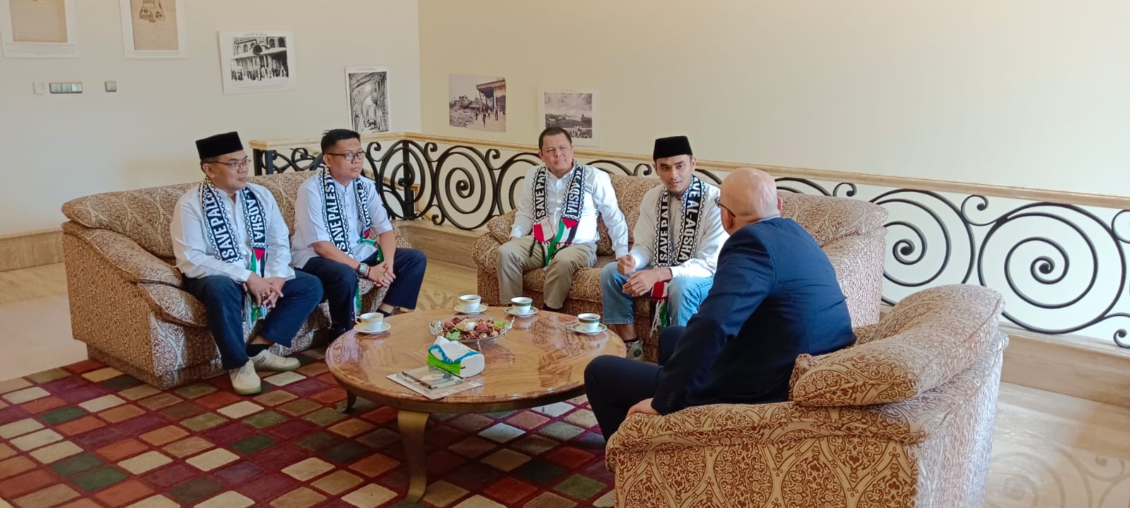Penyerahan Donasi Insan Pelindo Kepada Duta Besar Palestina
